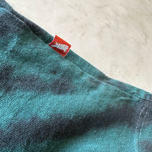 Team Dream emerald tie-dye long sleeve heavyweight shirt. Size M - Picture 4 of 4